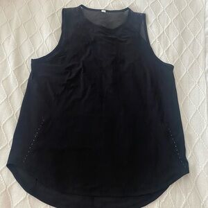 Lululemon running tank. Black size large. Worn twice as I’m now a medium.